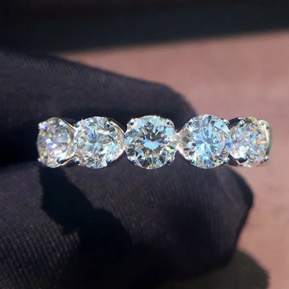 925 PRINCESS CUT WEDDING RING - Picture 6 of 6
